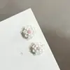 Brincos de Pressão Elegantes para Mulheres, Versáteis e de Alto Padrão Borboleta, Brincos de Pérola Modernos e Compactos, Tarraxas de Brinco para Atacado