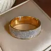Pulseira redonda cravejada com diamantes, transfronteiriça europeia e americana, luxo leve, de alta qualidade, moderna e requintada, única e de nicho, joia elegante para mulheres