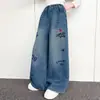 Pantalones vaqueros forrados de forro polar para niñas, estilo otoño e invierno, para niños mayores, pantalones anchos de forro polar todo en uno, pantalones rectos con estampado de letras de invierno para niñas