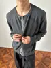 Estilo Perezoso de Principios de Otoño Prendas de Punto Falsas de Dos Piezas para Hombres y Mujeres Invierno Corte Limpio Estilo Old Money Cuello Redondo Manga Larga Abrigo Suéter Moderno