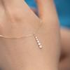 Corea del Sur Collar Simple de Circonita de un Carácter para Mujer Diseño Nicho Mini Colgante Geométrico Celebridad de Internet Cadena Clavicular de Acero Inoxidable