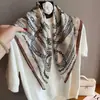 Pañuelo de Seda Artístico Estampado Vintage 2026 Otoño Temprano Nuevo Nicho Versátil Pañuelo Protección Solar Aire Acondicionado Chal Accesorio