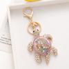 Llavero de tortuga con diamantes incrustados para coche, metal lindo para pareja, colgante para bolso