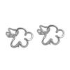 Clip para oreja con diseño de flor irregular bañado en plata S925, sencillo y combinable, elegante y de alta gama.
