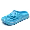 Zapatos con Agujeros Zapatos de Playa Chanclas para Hombre y Mujer Sandalias Slip-on Baotou Zapatos de Trabajo Deportivos de Jardín Antideslizantes Casuales Transfronterizos