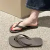 Nuevas chanclas de verano para mujer, sandalias de playa antideslizantes de moda para vacaciones, sandalias de exterior tipo slip-on a la moda