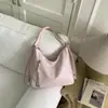 Bolsas Retrô Transfronteiriças, Bolsas Tote Coreanas de Nicho para Mulheres, Novos Modelos Transfronteiriços, Bolsas de Ombro Simples Casuais de Grande Capacidade para o Dia a Dia