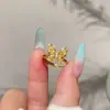 Anillo Explosivo de Arco para Mujer, Nicho de Lujo Ligero, Anillo Abierto de Circonita de Gama Alta, Anillo para Dedo Índice de Lujo Ligero al por Mayor