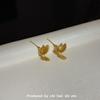 Pendientes "Pájaro Dorado" de estilo chino retro, tridimensionales y dorados, de lujo, ligeros y combinables.