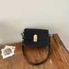 Bolso Pequeño Cuadrado Esmaltado Retro de Lujo Ligero Francés Nuevo Otoño para Mujer Estilo Minimalista de Gama Alta Bolso de Hombro Cruzado Versátil