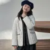 Jaqueta Espessa de Outono e Inverno para Meninas 2026 Novo Estilo Roupas de Algodão Acolchoadas para Crianças de Tamanho Médio e Grande Conjunto de Duas Peças com Capuz para Outono Profundo