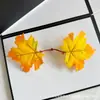 Folhas Simuladas com Cores Ricas, Novas Folhas de Bordo para Fotografia, Adereços de Decoração para Casamentos ao Ar Livre, Artesanato Atacado de Folhas Artificiais