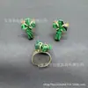 Venta Directa de Fábrica Tendencia Europea y Americana Elegante Piedra Natural Retro Cruz Simple Colgante Incrustado