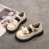 Sapatos Mary Jane de Couro para Meninas, Novos Sapatos Doces de Princesa para Outono, Mocassins Infantis com Velcro e Sola Macia, Sapatos Pretos para Performance