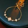 Pulseira Flor Losango Zircônia Banhada a Ouro Real Nicho Acessível Luxo Requintado Pulseira Elegante Sofisticada Versátil Joia de Mão para Mulheres