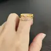 Anel feminino Super Flash Zircônia, leve, luxuoso, de nicho, requintado, para usar em conjunto com outros anéis, conjunto de 2 peças, alta qualidade, personalidade, versátil.