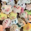 Barraca de Rua do Mercado Noturno Atacado Boneca Barulhenta Pingente de Pelúcia Boneca Estrela Mochila Escolar Menina Acessórios para Presente de Feriado
