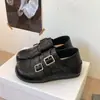 Nuevos Mocasines Planos de Slip-on Versátiles para Mujer Otoño 2026 Piel Suave Estilo Británico Retro Zapatos Pequeños de Piel