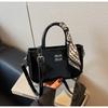 Bolsa Pequena de Mão para Mulheres, Estilo Novo Primavera 2026, Bolsa Transversal Versátil da Moda, Bolsa Tote Pequena