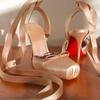Sapatos de Salto Alto Ballet 2026 com Sola Vermelha em Tecido Cetim Nude com Design de Cadarço, Sandálias Fechadas Estilo Francês para Meninas