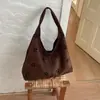 Bolso de Terciopelo Gamuzado para Mujer 2026 Nuevo Estilo de Moda Otoño de Gama Alta Retro Hueco Bolso de Hombro Único Bolso Tote de Gran Capacidad