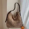 Bolsa de Palha Tecida Cross Fashion Feminina 2026 Primavera Grande Capacidade Estilo Retro de Férias Ombro Único Bolsa de Praia