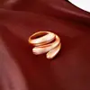 Anillo Abierto de Gota de Agua con Patrón Geométrico Lujo Ligero Sensación de Alta Gama Anillo para Dedo Índice Diseño de Nicho Versátil Personalidad Joyería de Mano para Mujeres