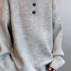 Nuevo suéter retro americano Henley para hombre 2026, colección otoño/invierno, con un diseño relajado y elegante, tacto lujoso y tejido suave y cómodo.