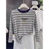 Camiseta de manga larga a rayas con bloques de color 2026 para mujer, diseño estilo ins, top de algodón puro de nicho, camiseta básica para otoño