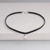 Colar Choker Transfronteiriço Novo de Pérolas Colar de Cordão de Couro Corrente para Clavícula Pingente Feminino Celebridade da Internet Joias Atacado