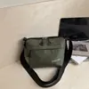 Bolso cruzado pequeño cuadrado a cuadros de moda transfronterizo 2026 tela de nailon nuevo estilo japonés casual simple para mujer