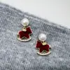 Brincos de Pérola Red Velvet Pony para Mulheres, Tarraxas de Orelha Deslumbrantes e Únicas, Brincos Super Bonitos com Tema do Zodíaco 2025