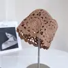 Sombrero Turbante de Ganchillo Hueco con Flor Grande Hecho a Mano Súper Hermoso para Mujer, Sombrero de Punto Transpirable para Verano, Elegante Sombrero de Punto Fino, Moderno