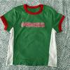Camiseta de verano y otoño con bordado de letras en colores contrastantes, corte entallado, costura en el ombligo, tendencia urbana europea y americana.