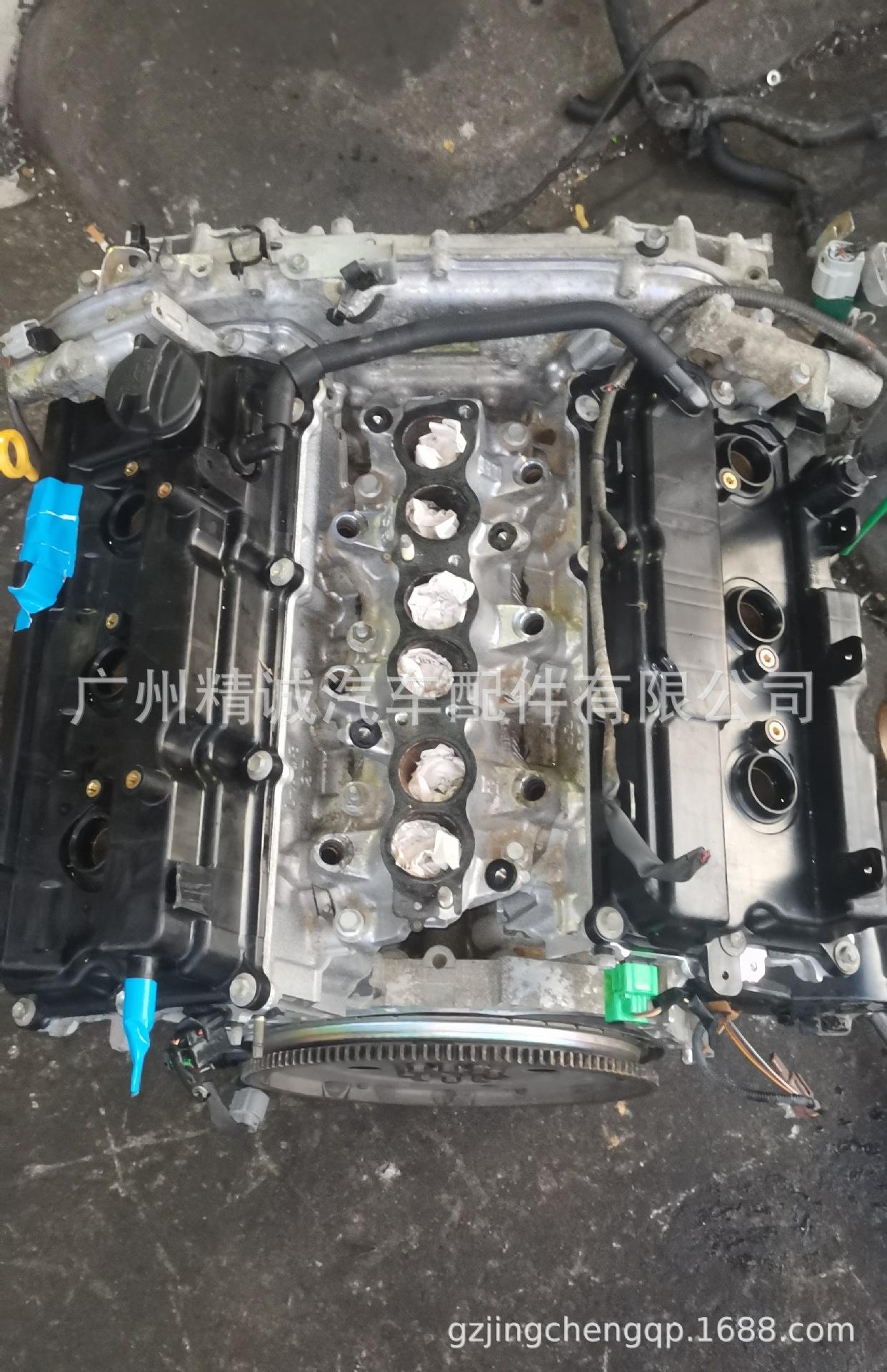天籁2.3 VQ23发动机2
