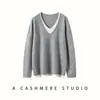 Top de malha de cashmere com blocos de cor outonais, decote em V e bordas dobradas, solto e estiloso, perfeito como camada base