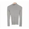 Camiseta Feminina da Moda Dongdaemun Coreana com Gola Meia-Alta, Corte Justo, Manga Longa, Slim-Fit, Cor Vermelho Rosa, Camada Base para Outono e Inverno