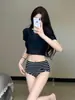 Conjunto de Traje de Baño de Tres Piezas para Mujer con Espalda Descubierta, Estilo Puro Deseo, Rayas Sexy Caladas, Nuevo Traje de Baño Caliente para Chica, Adelgazante, para Aguas Termales