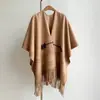 Chaqueta Gruesa de Imitación de Cachemira de Oveja para Otoño e Invierno, Chaleco de Doble Cara con Aberturas Simple y Versátil para Mujer, Chal y Bufanda de Lujo Cálidos y Accesibles