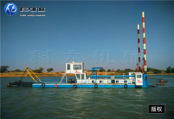 2非洲绞吸式挖泥船 (3).jpg