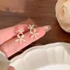 Pendientes Coreanos Dulces de Estrella de Cinco Puntas, Pendientes Elegantes de Diamantes de Alta Gama, Pendientes Personalizados de Perlas de Imitación de Verano de Nicho para Mujer