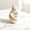 Adorno Popular Transfronterizo de Arte 3D de Madre e Hijo Abrazándose, Cálido Amor de Madre e Hijo Adorno Decorativo para el Día de la Madre