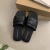 Chinelos Coreanos Plissados de Couro Macio para Mulheres Usarem ao Ar Livre no Verão Sapatos de Praia para Férias à Beira-Mar de Sola Reta Macia Sandálias de Uma Tira Estilo Fada