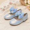 Sapatos Mary Jane Femininos com Laço Delicado, Sapatos de Performance para Daminhas de Honra, Sapatos Planos de Princesa com Velcro e Sola Macia