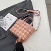 Bolsas Pequeñas Populares de Este Año para Mujer 2023 Nueva Versátil Bolso Cruzado Textura Nicho Bolso de Hombro Tipo Cubo