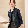 Fotos reales: Nueva chaqueta vaquera retro para mujer, perfecta para primavera y otoño, con un diseño elegante y estiloso de camisa vaquera, disponible en azul y otros colores