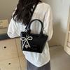 Bolso de Mujer Estilo Coreano Sentido de Alta Gama Bolso de Mano Exquisito 2024 Verano Nuevo plateado Bolso Cruzado Bolso Cesta de Verduras