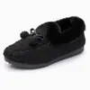 Zapatillas de algodón cálidas de invierno para mujer, de interior, antideslizantes, bolsa cálida con zapatos de algodón, suela suave, zapatos de frijol de pelo, una generación de pelo