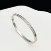Pulseira de Aço Titânio com Diamantes Redondos Design de Nicho de Alta Qualidade Joias Estilo Frio Simples Estilo Coreano Personalidade