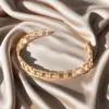 Moda Europeia e Americana Pulseira de Metal Aço Titânio para Mulheres com Design Geométrico Diamante Fivela de Mola Pulseira Recortada Série de Emendas Multicamadas